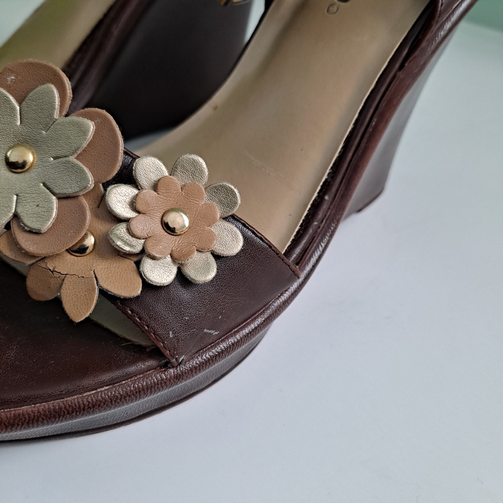 Classified brown flower sandal, size 8 1/2